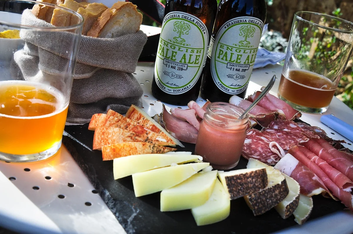 Le montage pas-à-pas d'une planche apéro